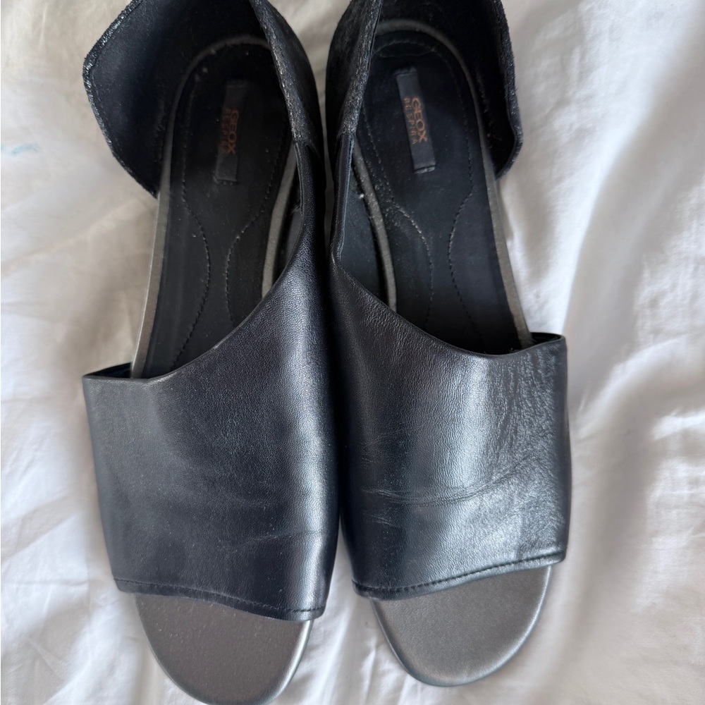 Black Women's Geox leather sandals with silver accents size 41